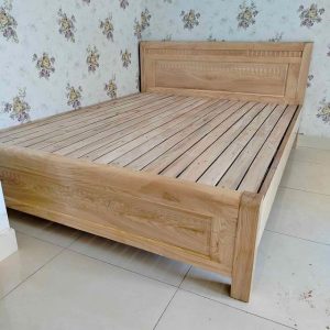 Giường gỗ sồi Nga