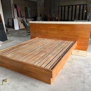 Giường 1m6x2m gỗ sồi